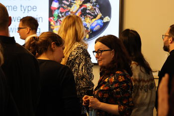 Glasses ,Vision care ,Eyewear ,Crowd ,T-shirt.