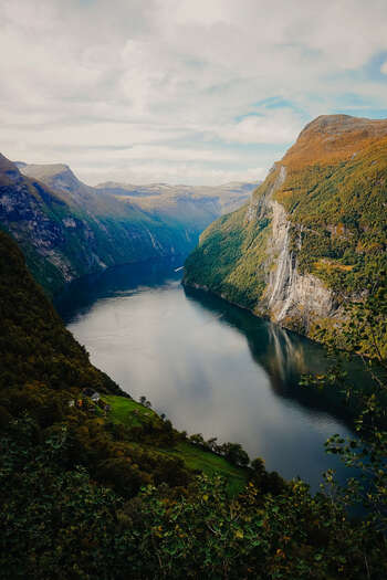 Water ,Mountainous landforms ,Mountain ,Water resources ,Body of water.