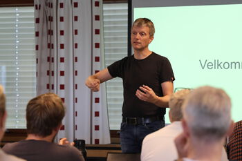 klær ,skulder ,væpne ,t-skjorte ,hånd.